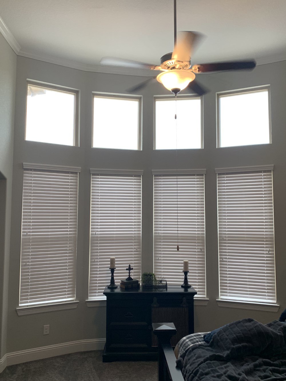 2 1/2 Inch Faux Blinds and Motorized Cordless Cell Shade