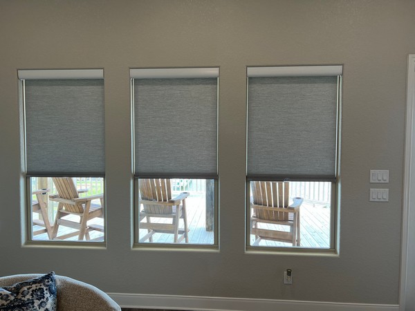 Norman Cordless Roller Shades on Siskin Trail in League City, TX